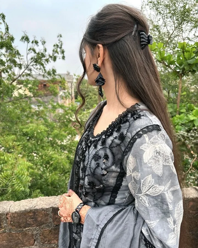 divya_mehta